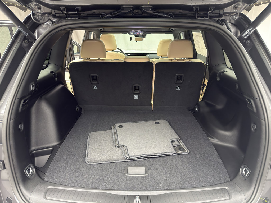 New 2025 Jeep Grand Cherokee Limited w/ Luxury Tech Group II image 15