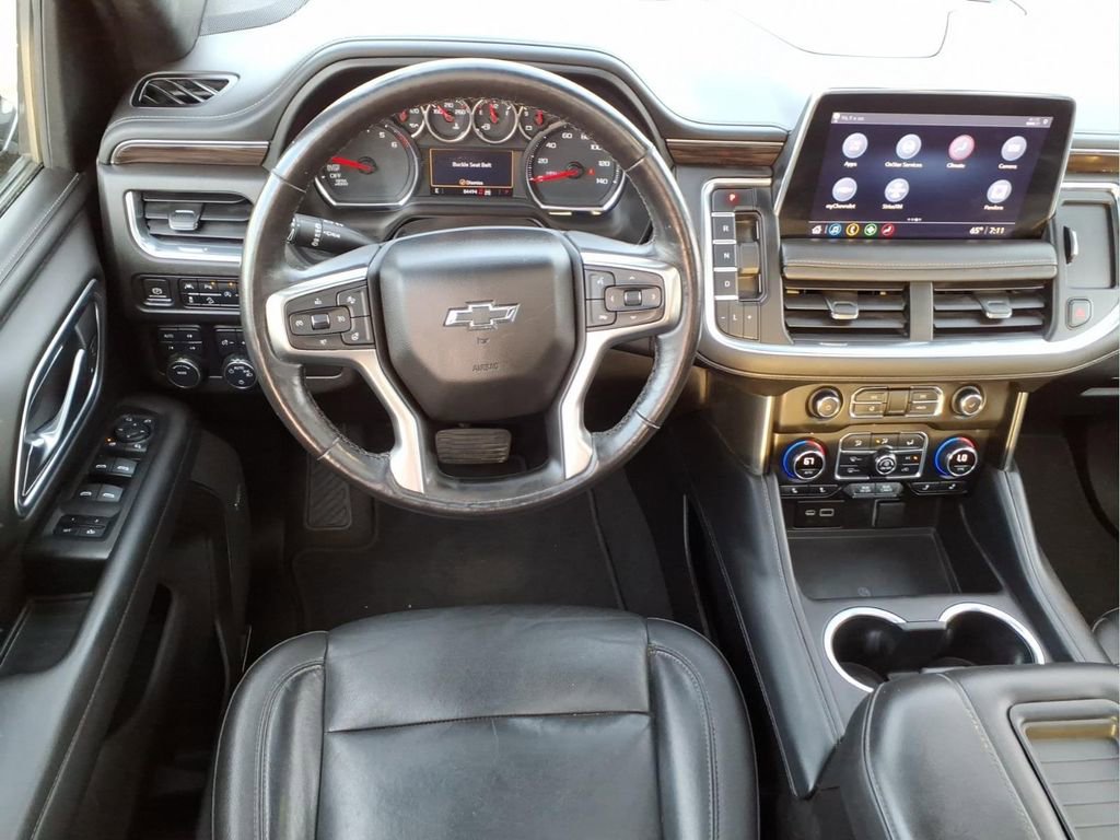 Used 2021 Chevrolet Tahoe Z71 w/ Luxury Package AWD/4WD image 17