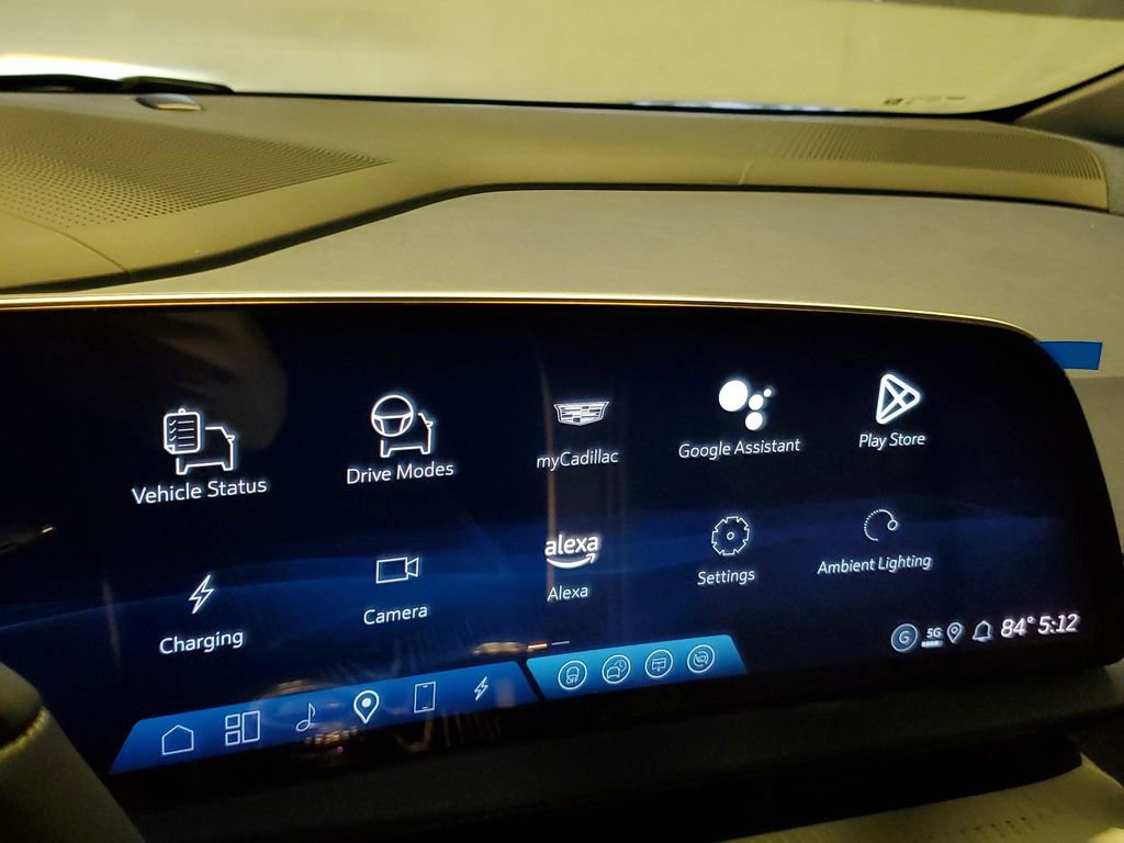 New 2025 Cadillac Optiq Sport 2 image 41