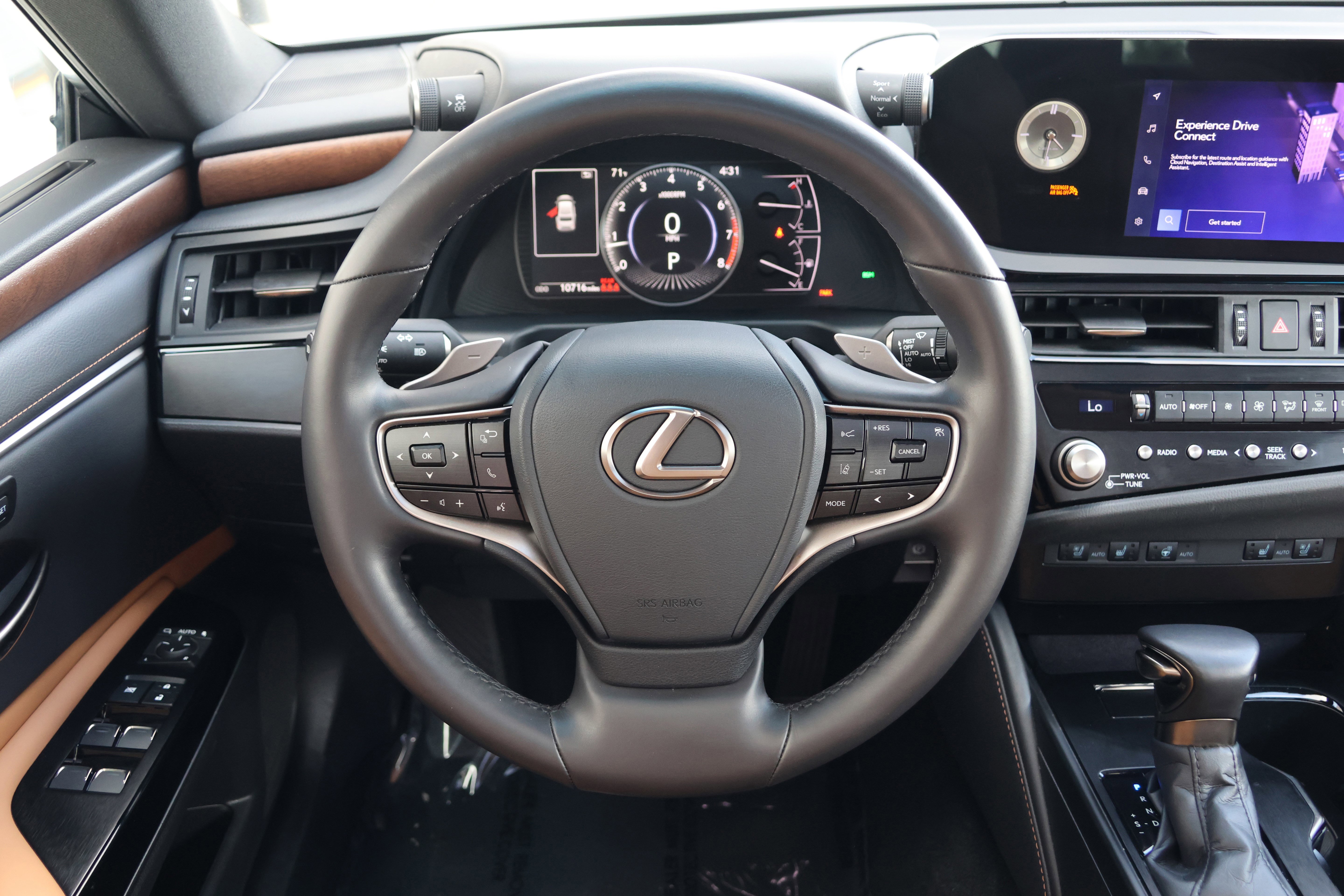 Used 2025 Lexus ES 350 w/ Premium Package image 16
