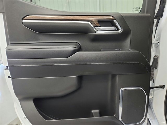 Used 2024 Chevrolet Silverado 1500 LT Trail Boss w/ Protection Package image 30