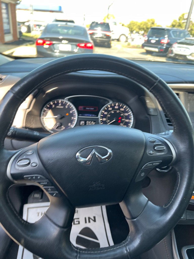 Used 2019 INFINITI QX60 Luxe w/ Sensory Package image 10