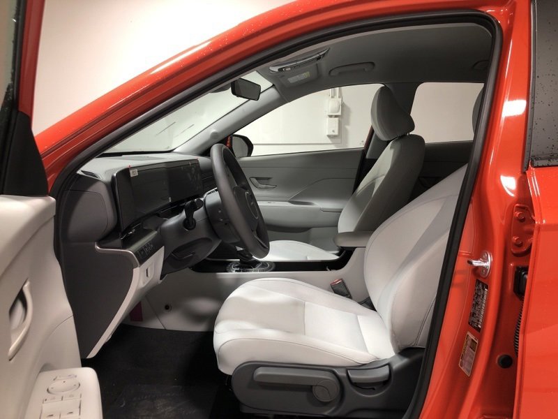 New 2026 Hyundai Kona SE image 17