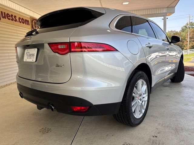 Used 2017 Jaguar F-PACE Prestige AWD/4WD image 6