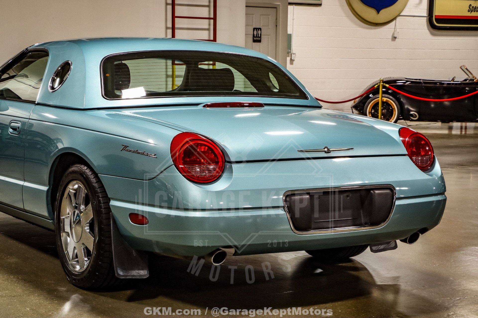 Used 2002 Ford Thunderbird RWD image 44