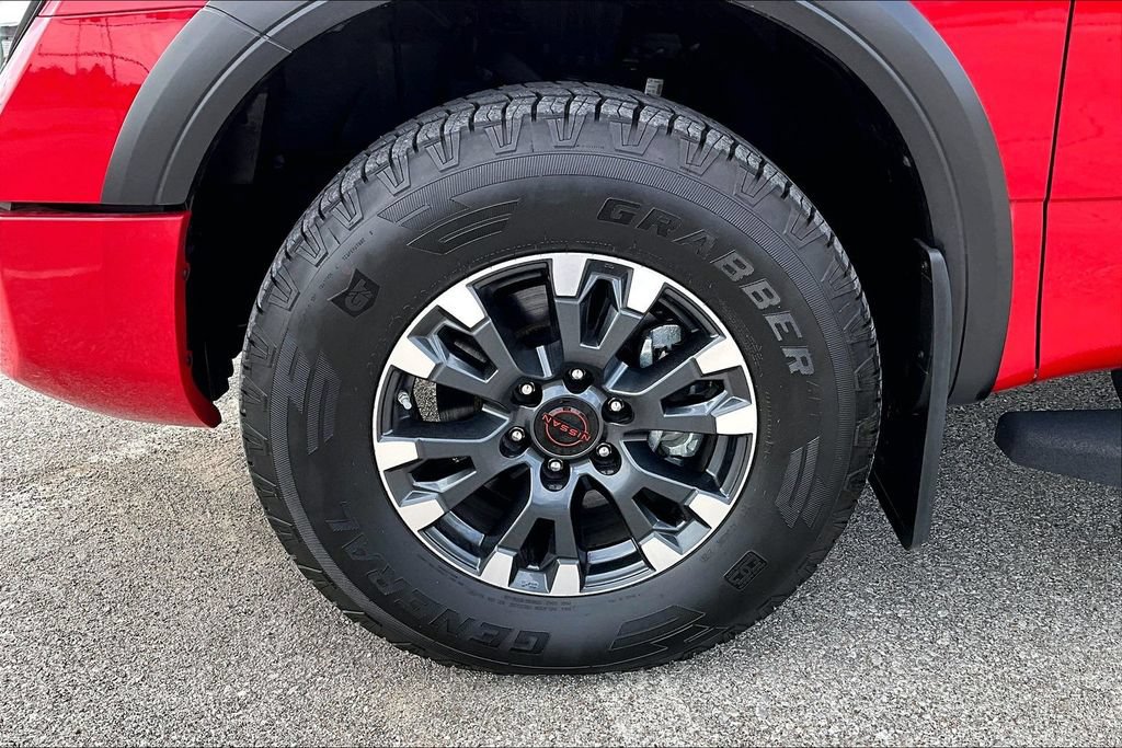 Used 2024 Nissan Titan PRO-4X w/ Pro-4x Utility Package AWD/4WD image 11
