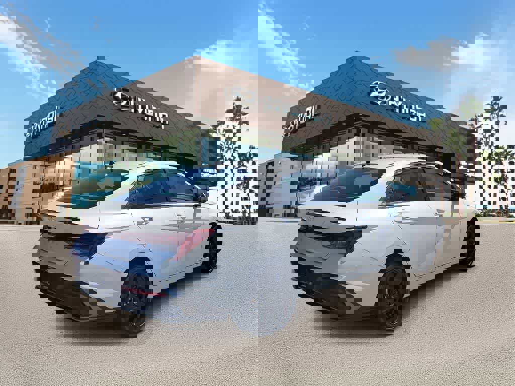 New 2026 Hyundai Elantra SEL Sport Premium image 3