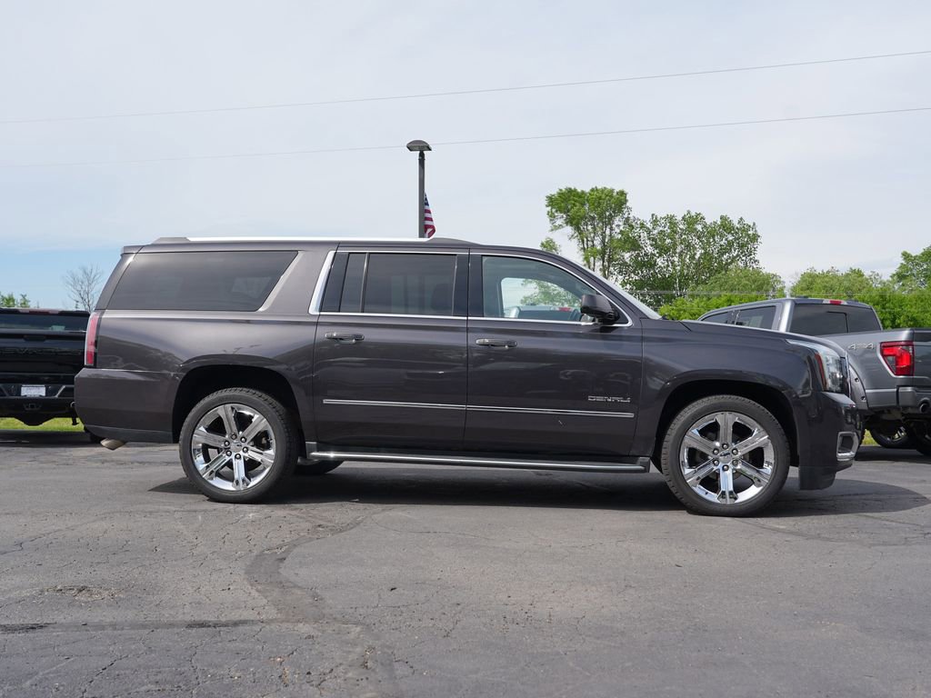Used 2017 GMC Yukon XL Denali w/ Open Road Package AWD/4WD image 2