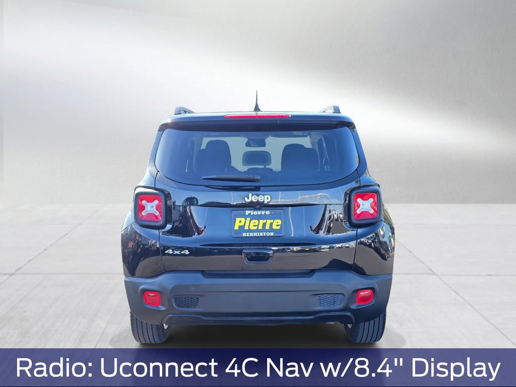 Used 2023 Jeep Renegade Latitude w/ Sun/Sound Group AWD/4WD image 5