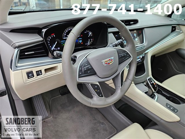 Used 2017 Cadillac XT5 Luxury w/ Driver Awareness Package image 20