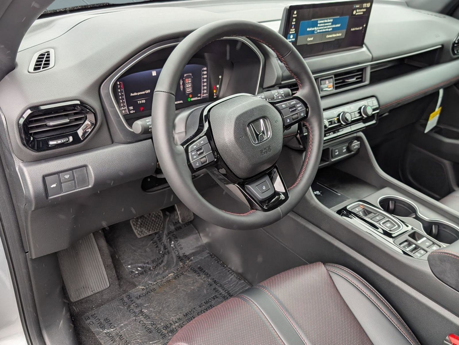 New 2026 Honda Pilot Black Edition image 4