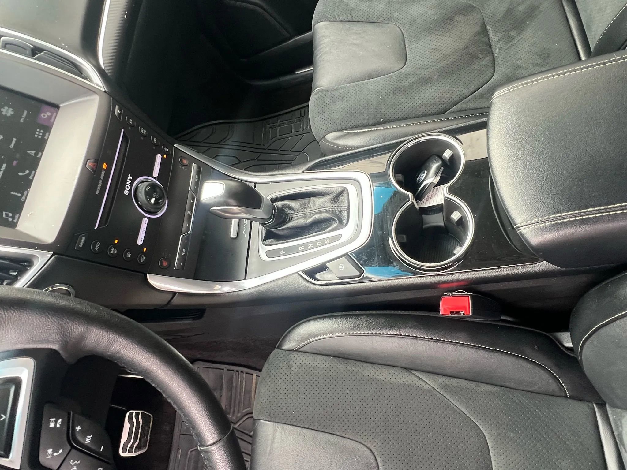 Used 2016 Ford Edge Sport w/ Technology Package image 26