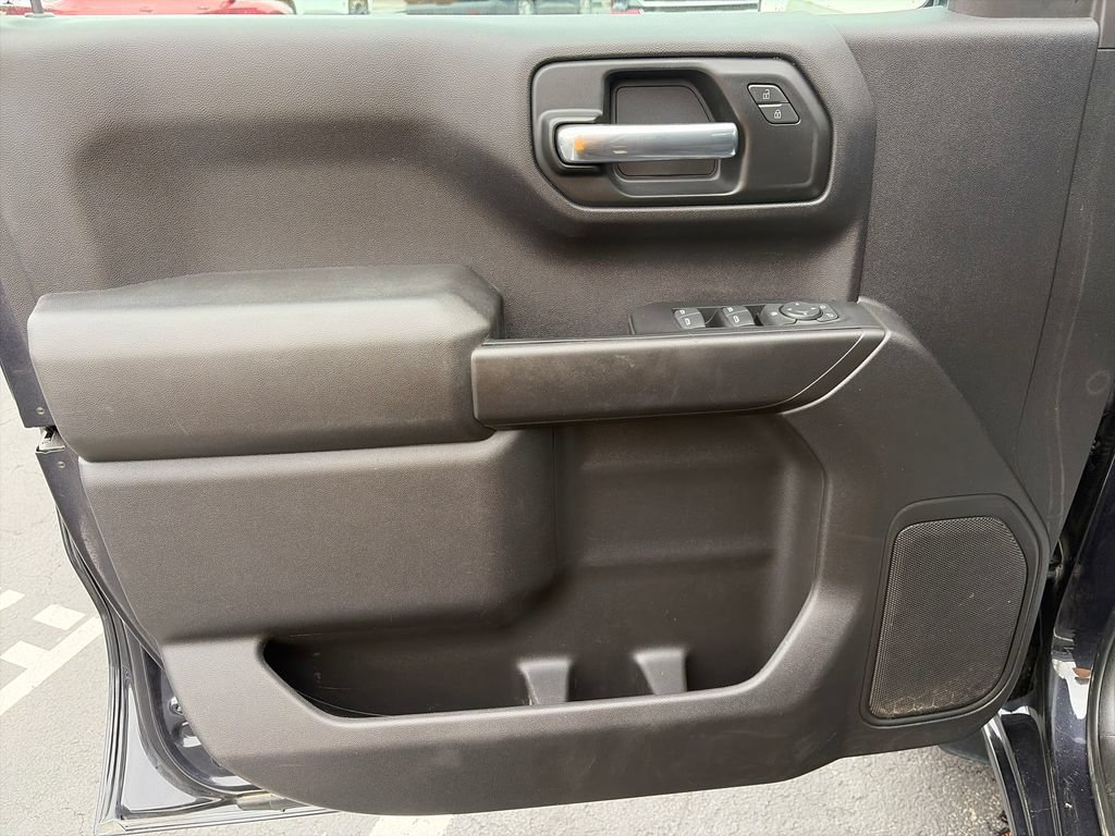 Used 2023 Chevrolet Silverado 1500 Custom AWD/4WD image 14