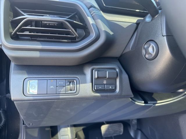 New 2026 Chevrolet Silverado EV LT image 20
