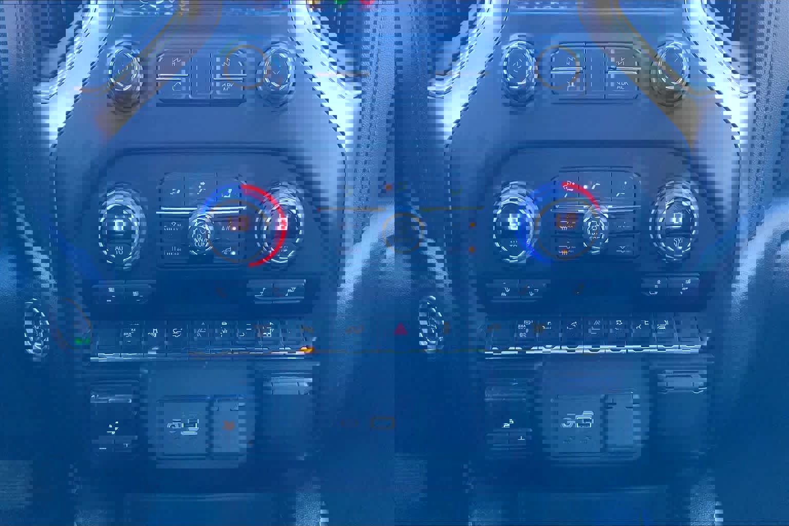 Used 2022 Chevrolet Silverado 3500 LT w/ Texas Edition image 28