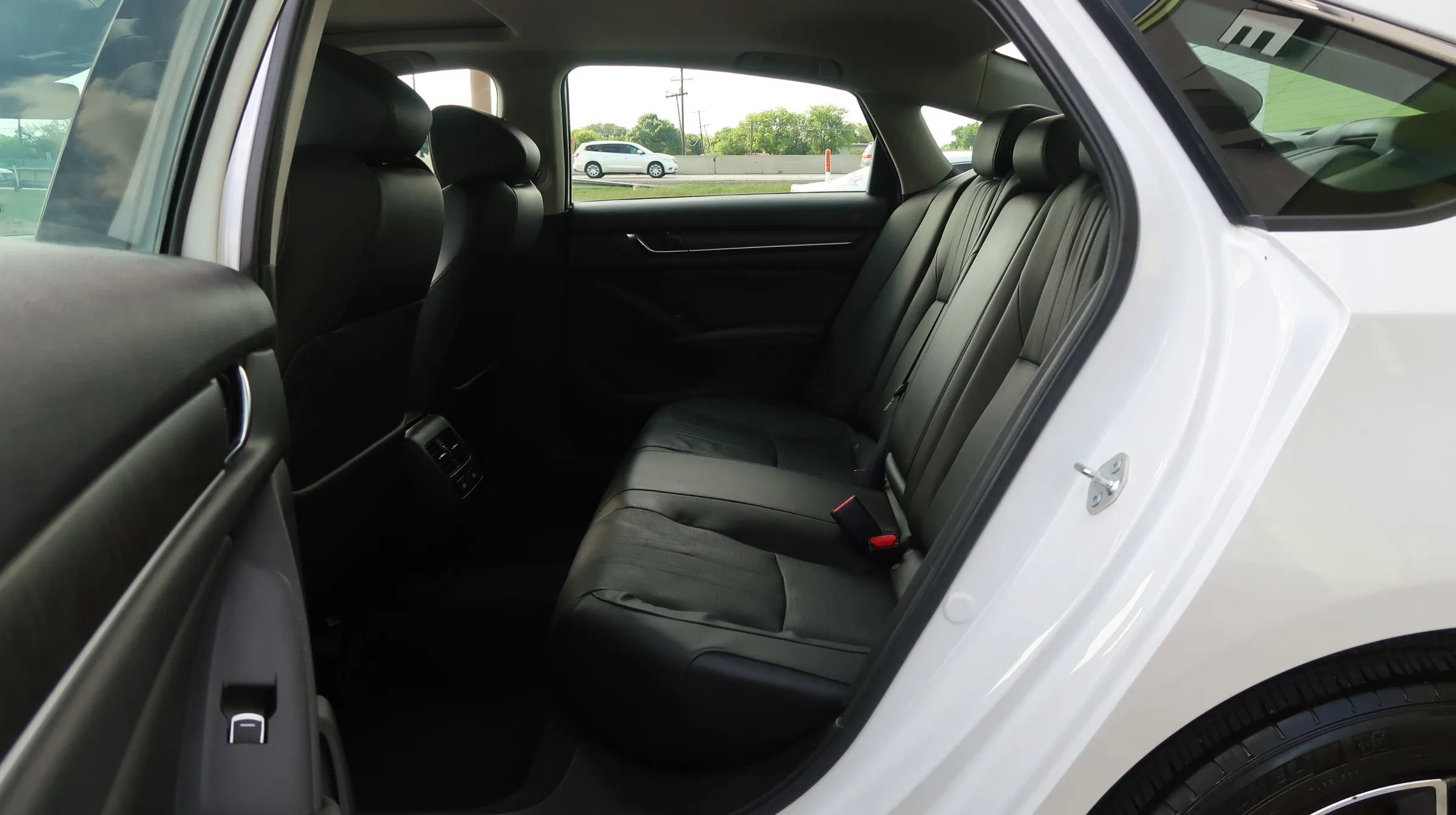 Used 2021 Honda Accord EX-L image 15