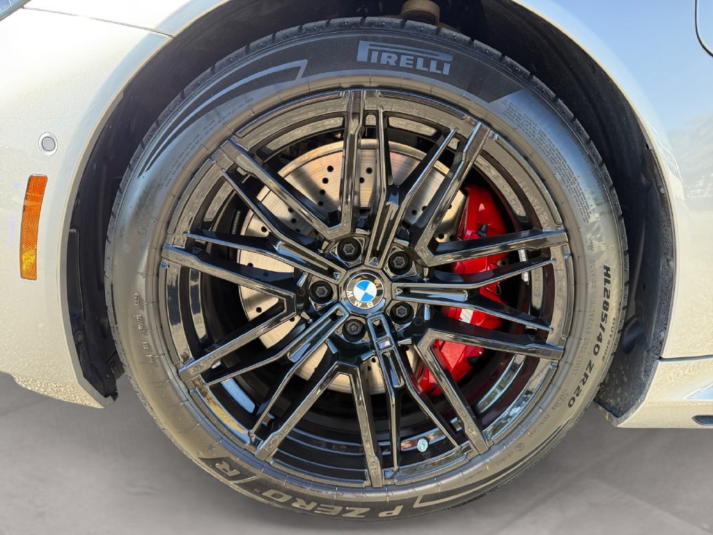 Used 2026 BMW M5 Touring AWD/4WD image 14