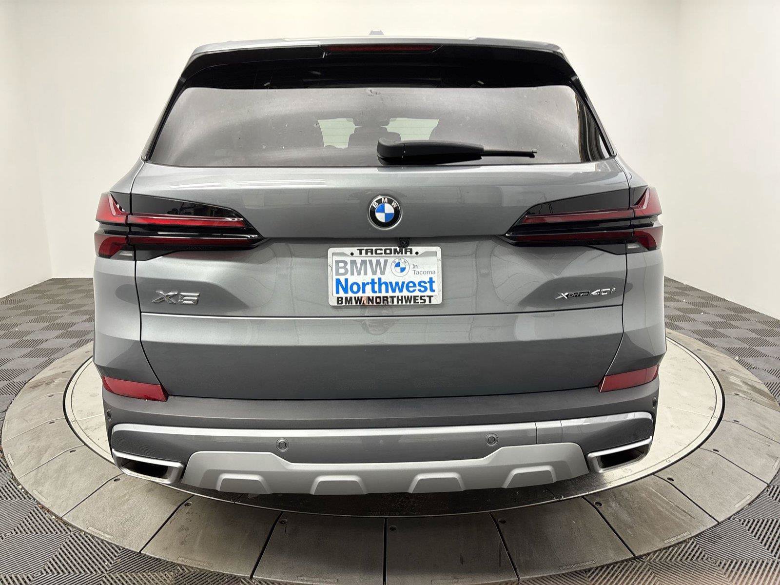 Used 2024 BMW X5 xDrive40i AWD/4WD image 15
