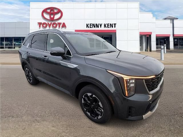 Used 2024 Kia Sorento S w/ Panoramic Sunroof Package