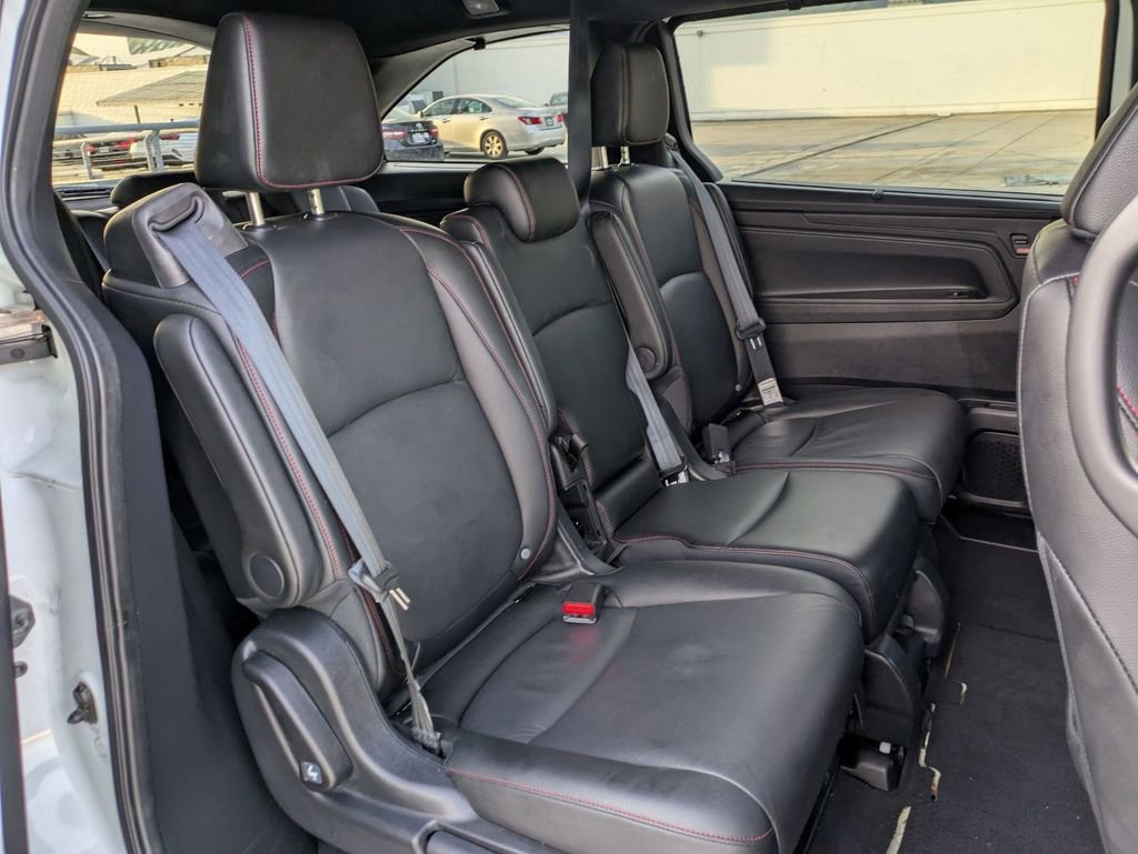 Used 2025 Honda Odyssey Sport-L image 27