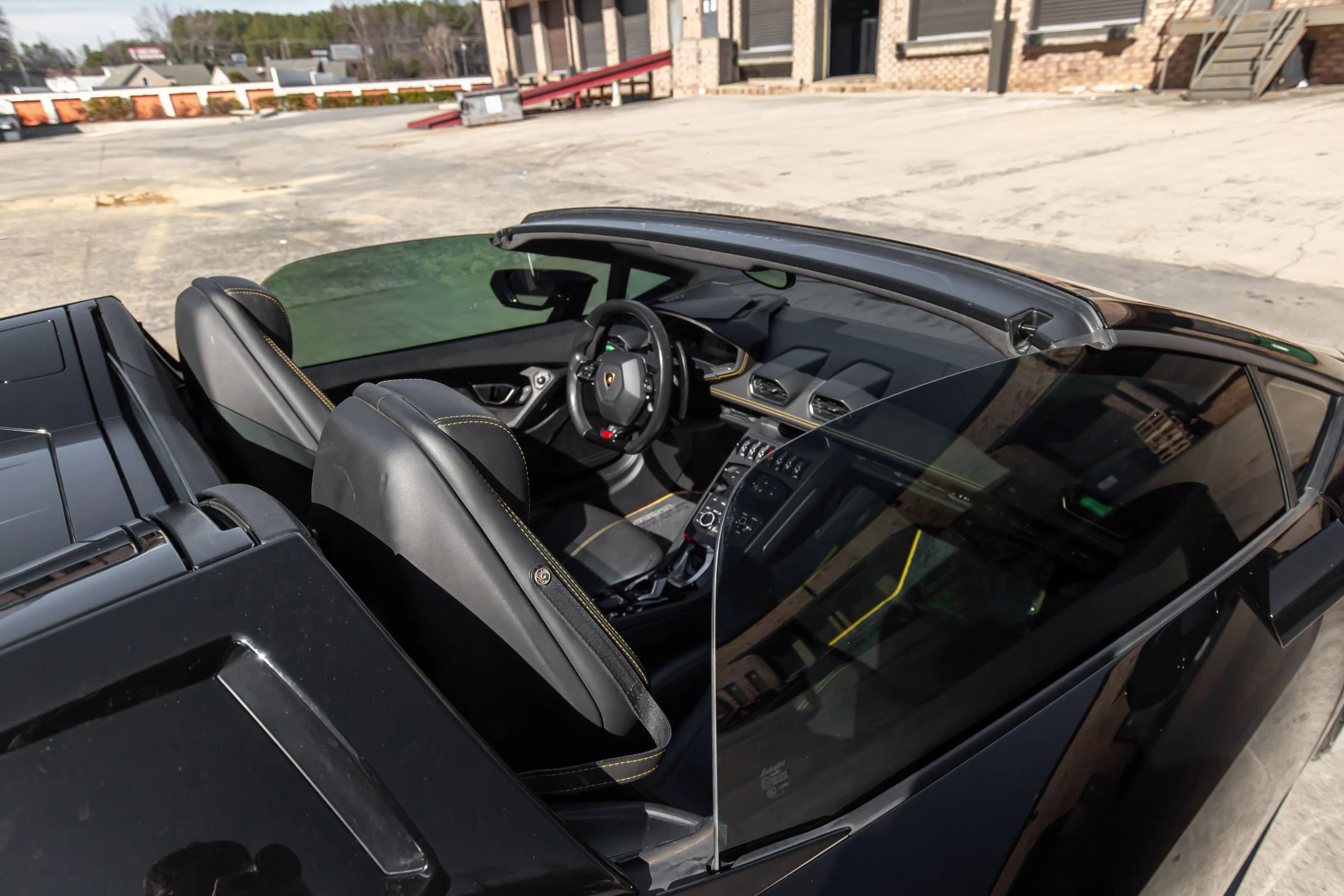 Used 2017 Lamborghini Huracan LP 610-4 image 24