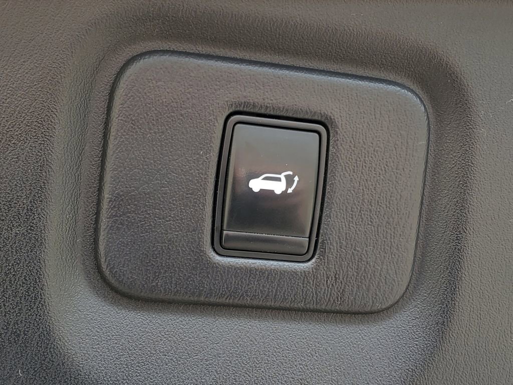 Used 2013 Nissan Pathfinder SL w/ SL Premium Pkg AWD/4WD image 10