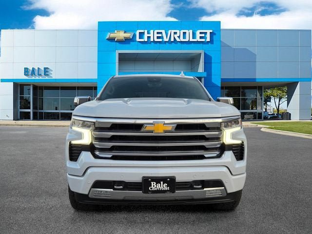 Used 2026 Chevrolet Silverado 1500 High Country w/ High Country Premium Package AWD/4WD image 8