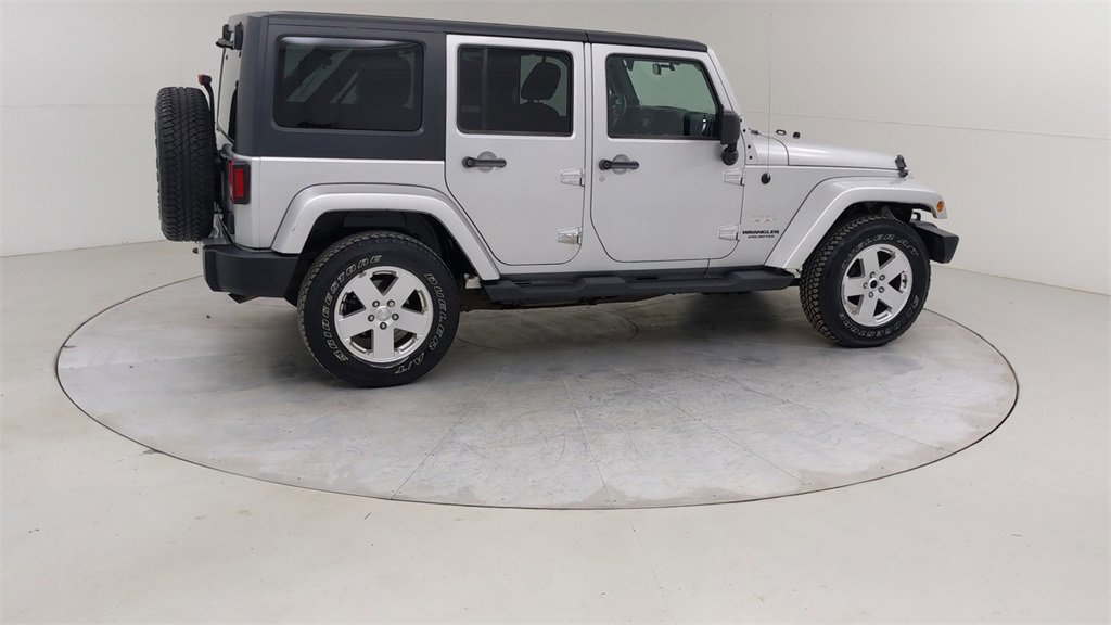 Used 2012 Jeep Wrangler Unlimited Sahara w/ Dual Top Group image 12