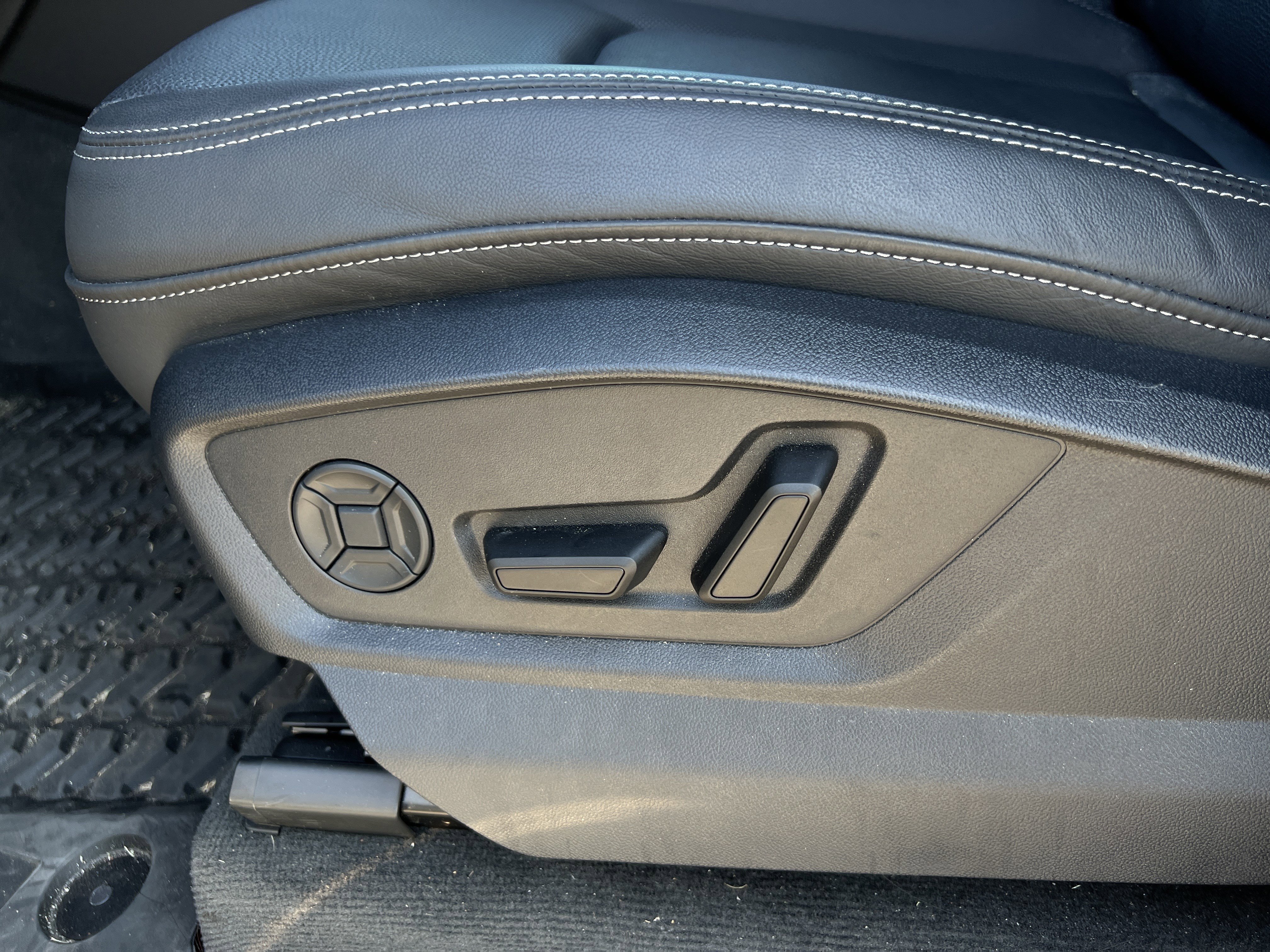 Used 2025 Audi Q7 3.0T Premium Plus image 27