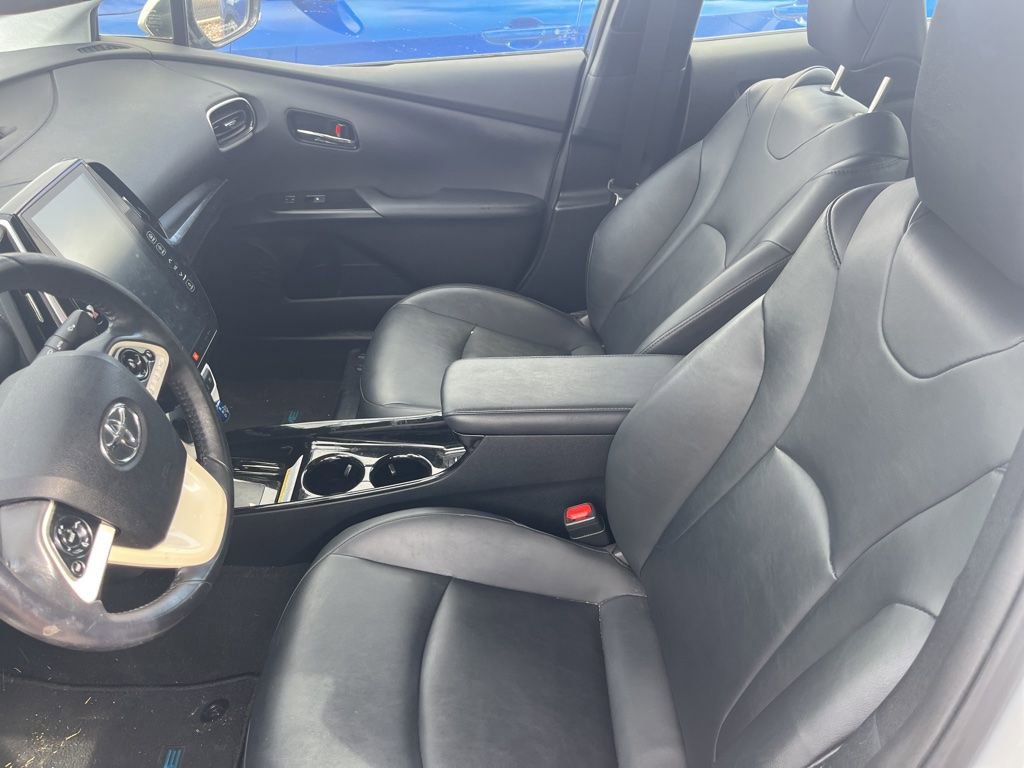 Used 2018 Toyota Prius Prime Advanced FWD image 4