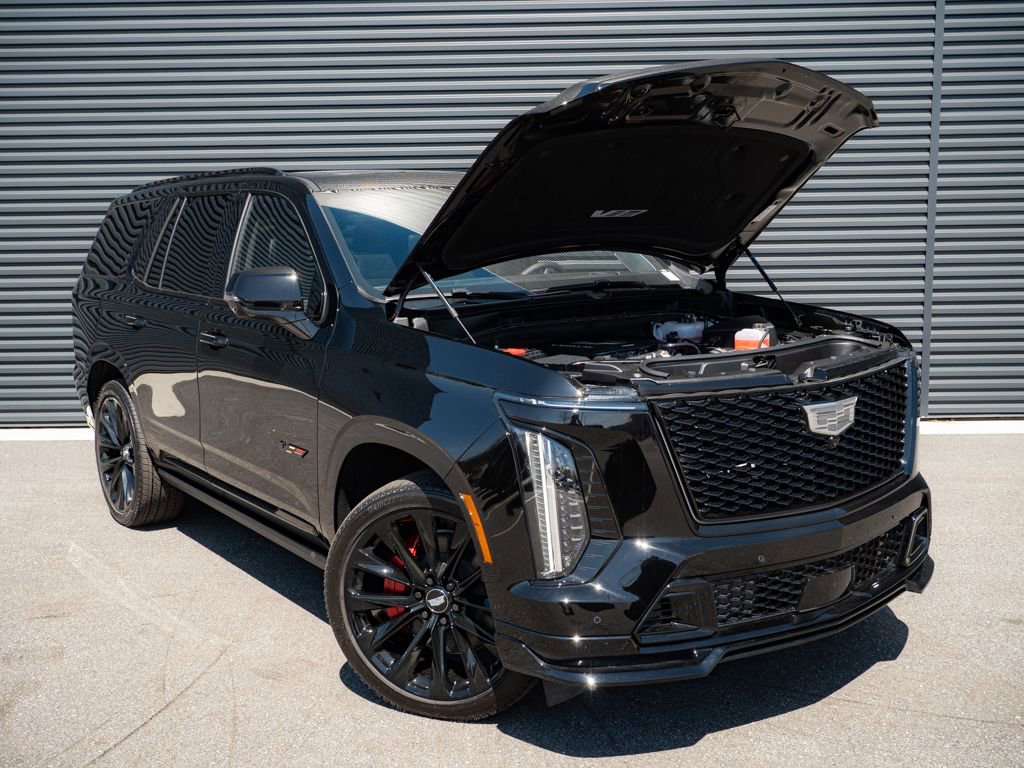 Used 2026 Cadillac Escalade V w/ LPO, ONYX Package image 39