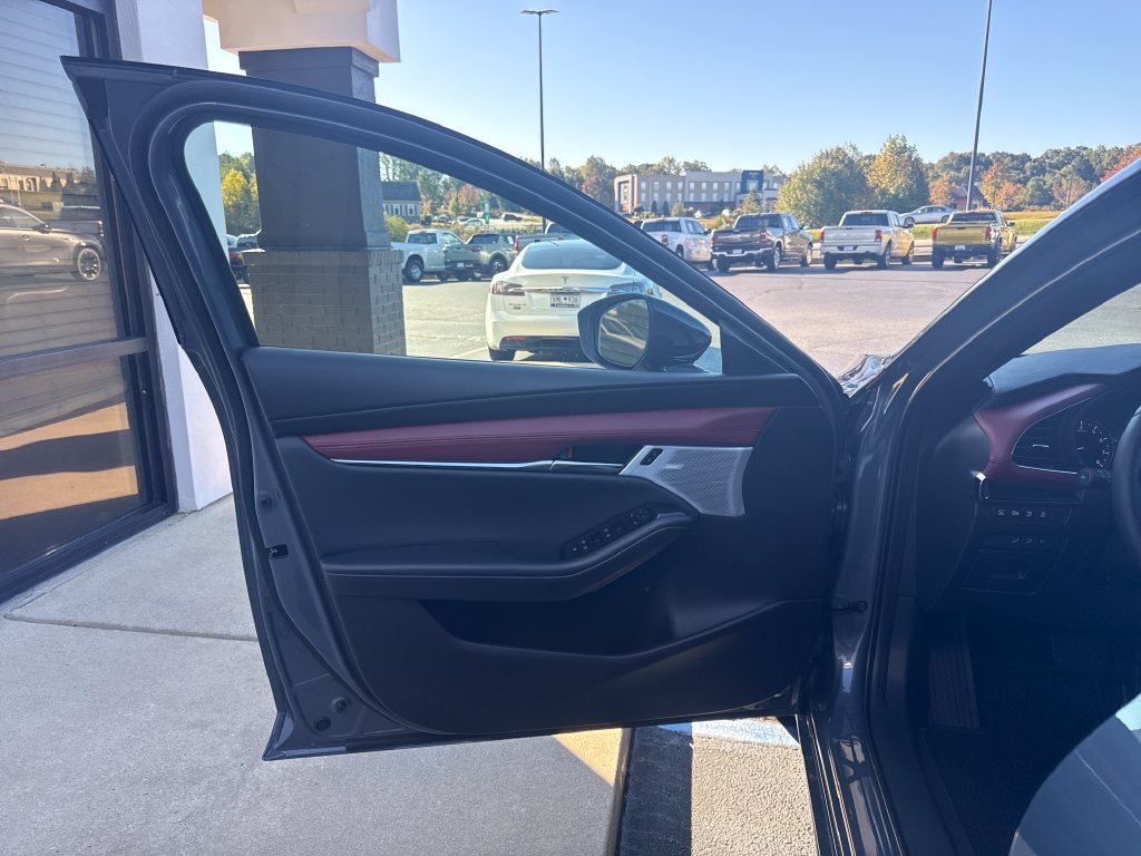 New 2026 MAZDA MAZDA3 Hatchback w/Premium Plus Pkg AWD/4WD image 23