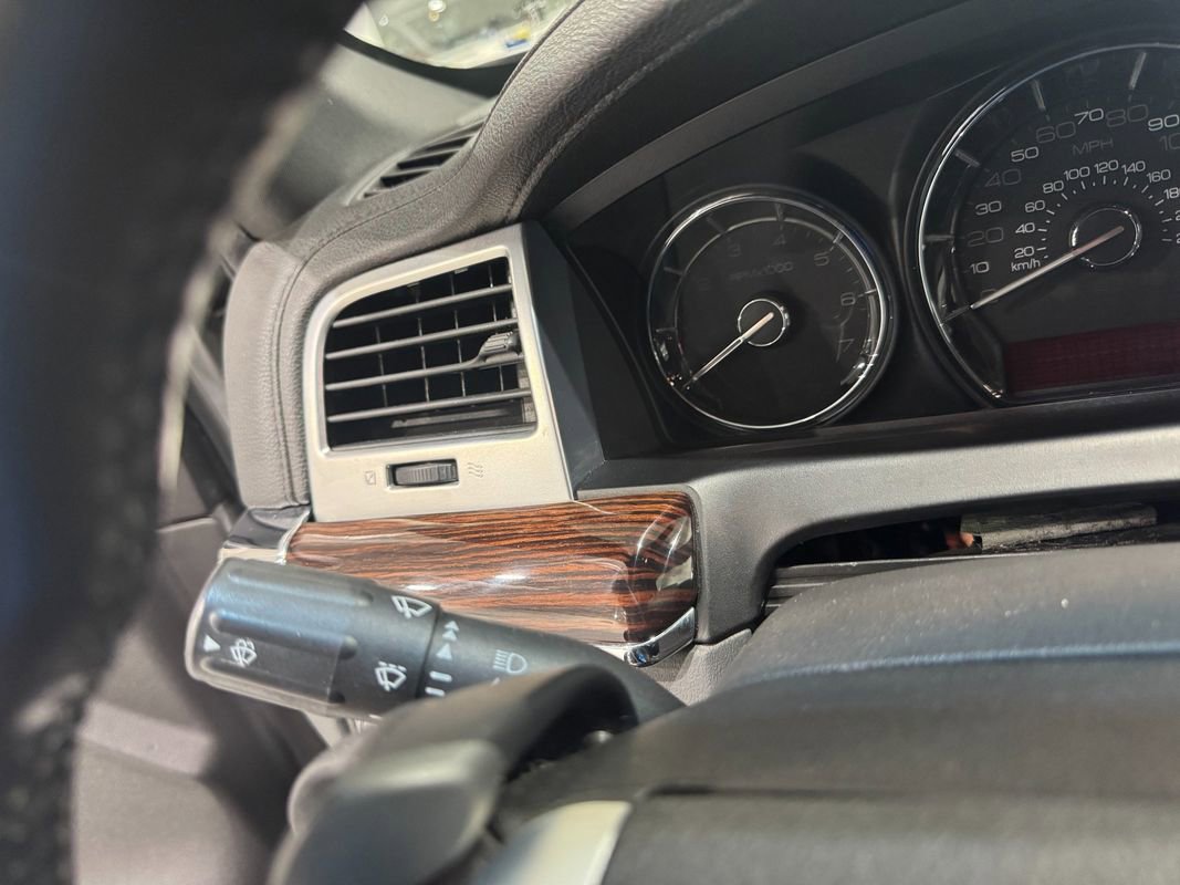 Used 2012 Lincoln MKS AWD image 16