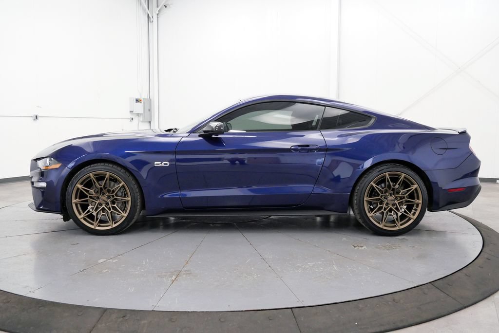 Used 2020 Ford Mustang GT w/ Equipment Group 301A RWD image 4