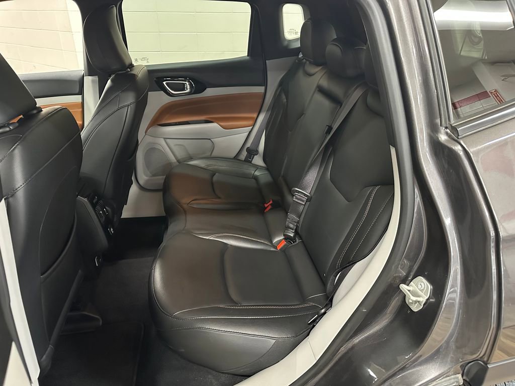 Used 2024 Jeep Compass Limited AWD/4WD image 34