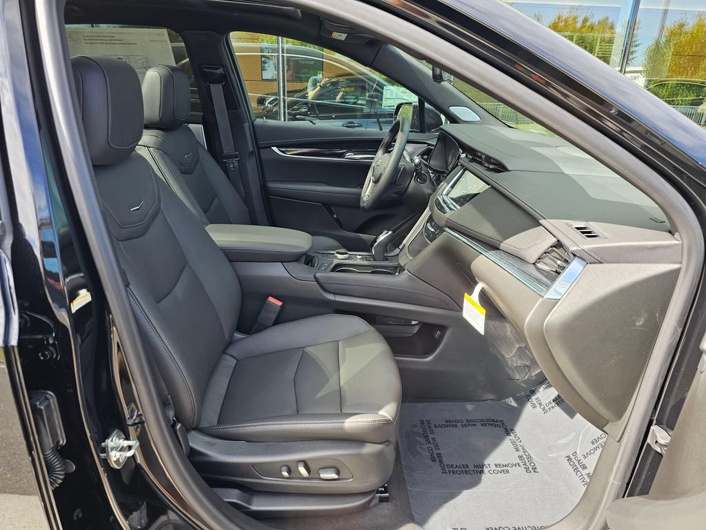New 2026 Cadillac XT5 Premium Luxury w/ Driver Assist Package AWD/4WD image 11