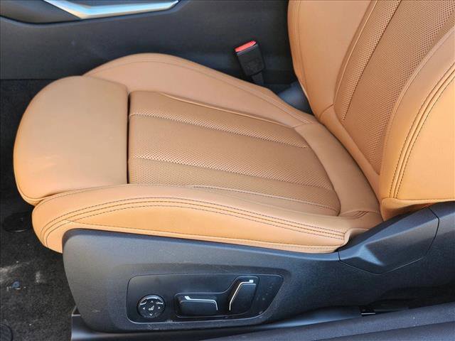 New 2026 BMW 430i Coupe w/ Parking Assistance Package image 4