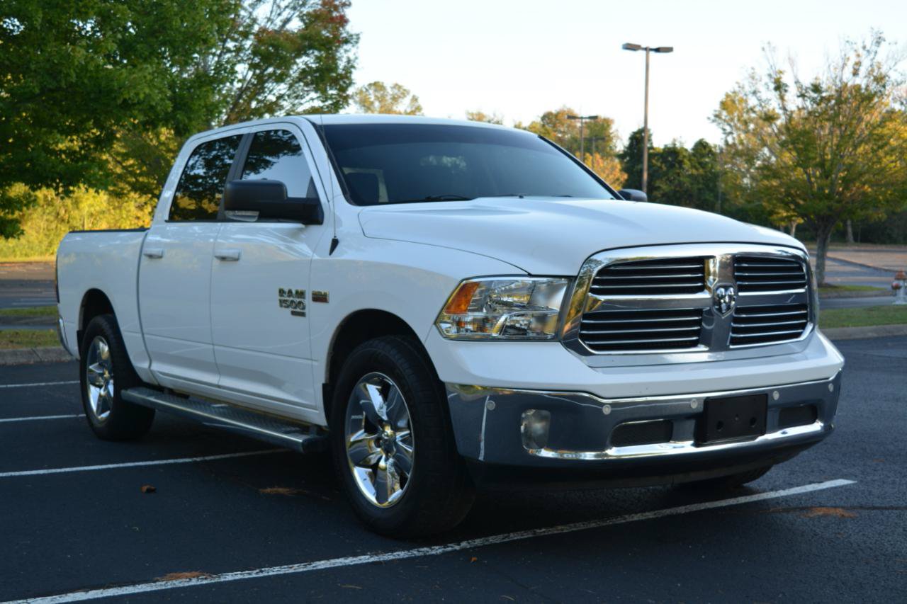 Used 2019 RAM 1500 Big Horn RWD image 3
