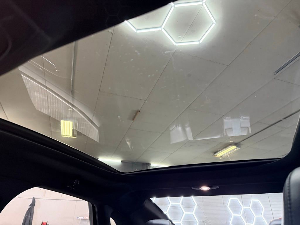 Used 2017 Lincoln MKZ Reserve w/ Climate Package image 2