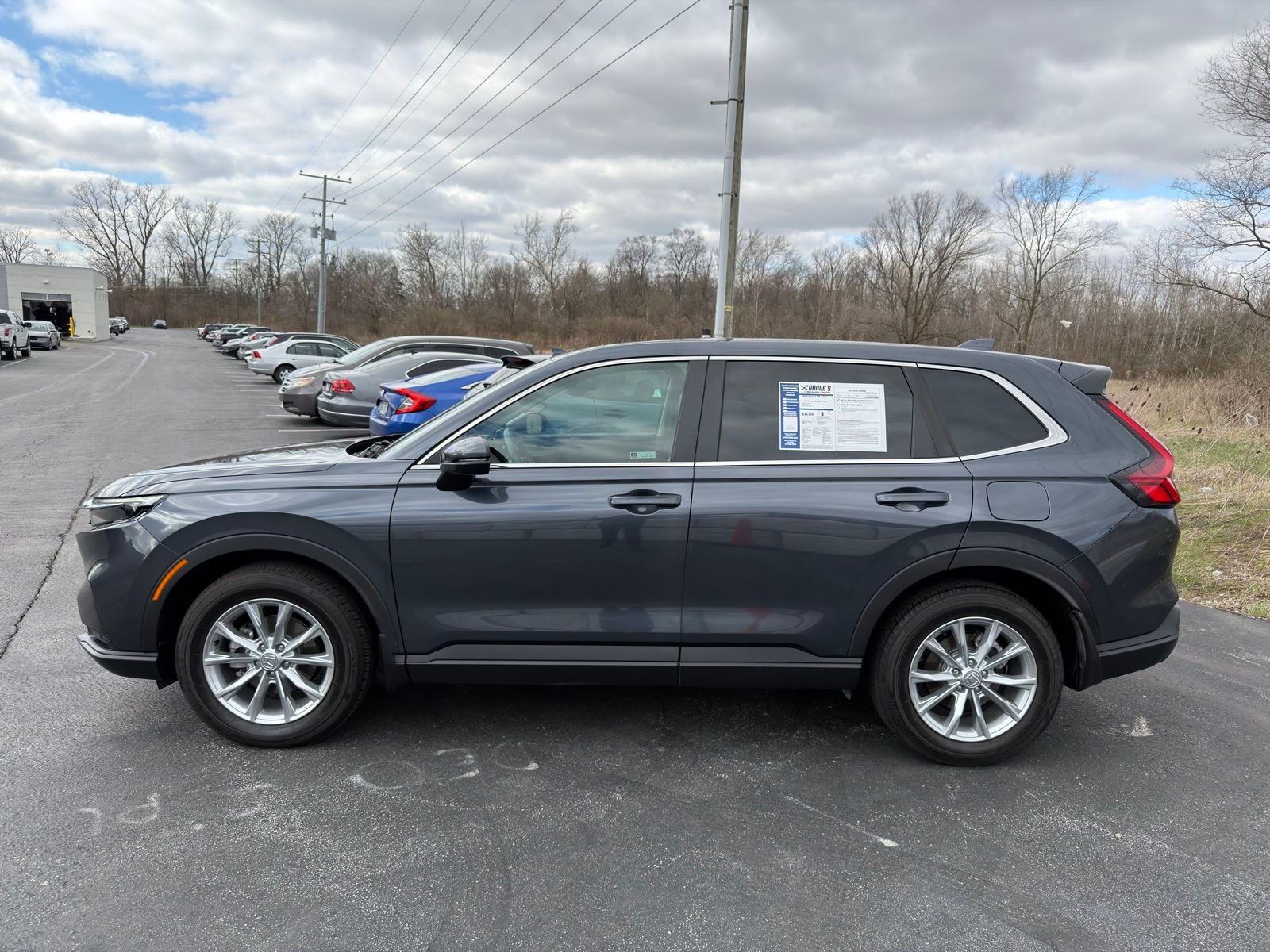 Used 2024 Honda CR-V EX-L image 3
