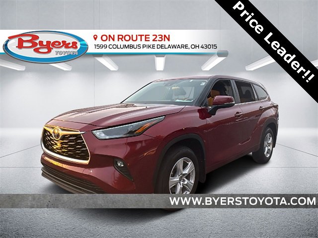 Used 2024 Toyota Highlander LE image 1