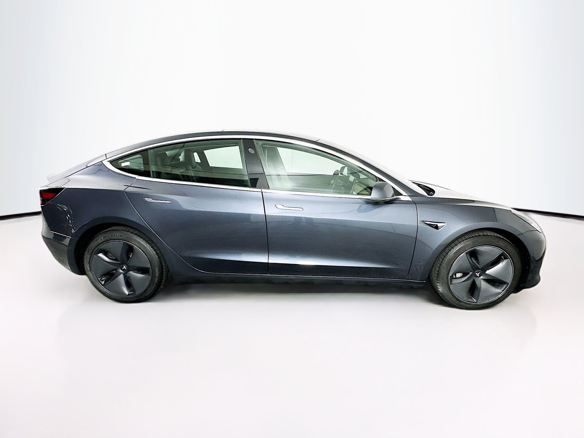 Used 2020 Tesla Model 3 Long Range image 10