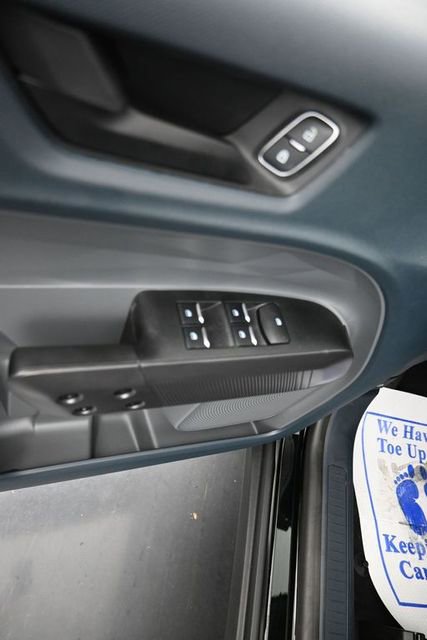 New 2025 Ford Maverick XL w/ Equipment Group 101A image 10