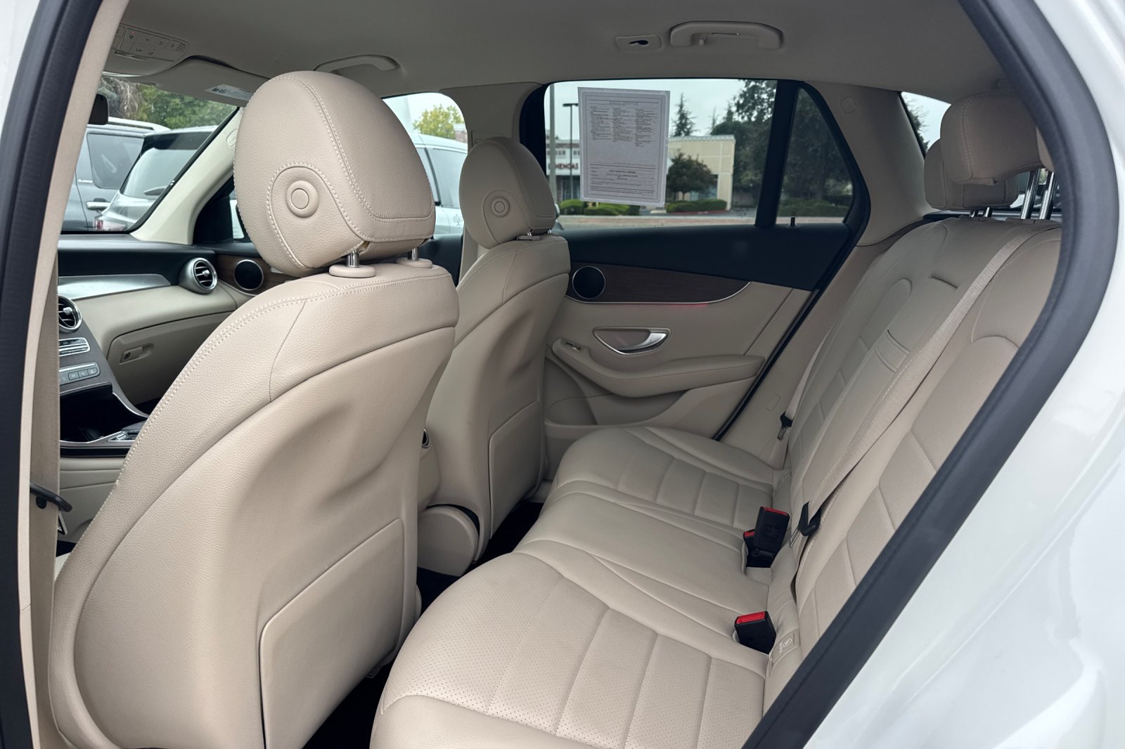Used 2022 Mercedes-Benz GLC 300 4MATIC image 25