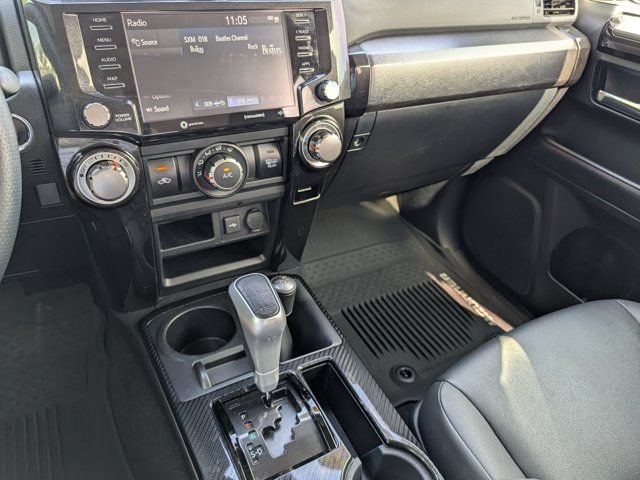 Used 2020 Toyota 4Runner TRD Off-Road Premium w/ Moonroof Package AWD/4WD image 24