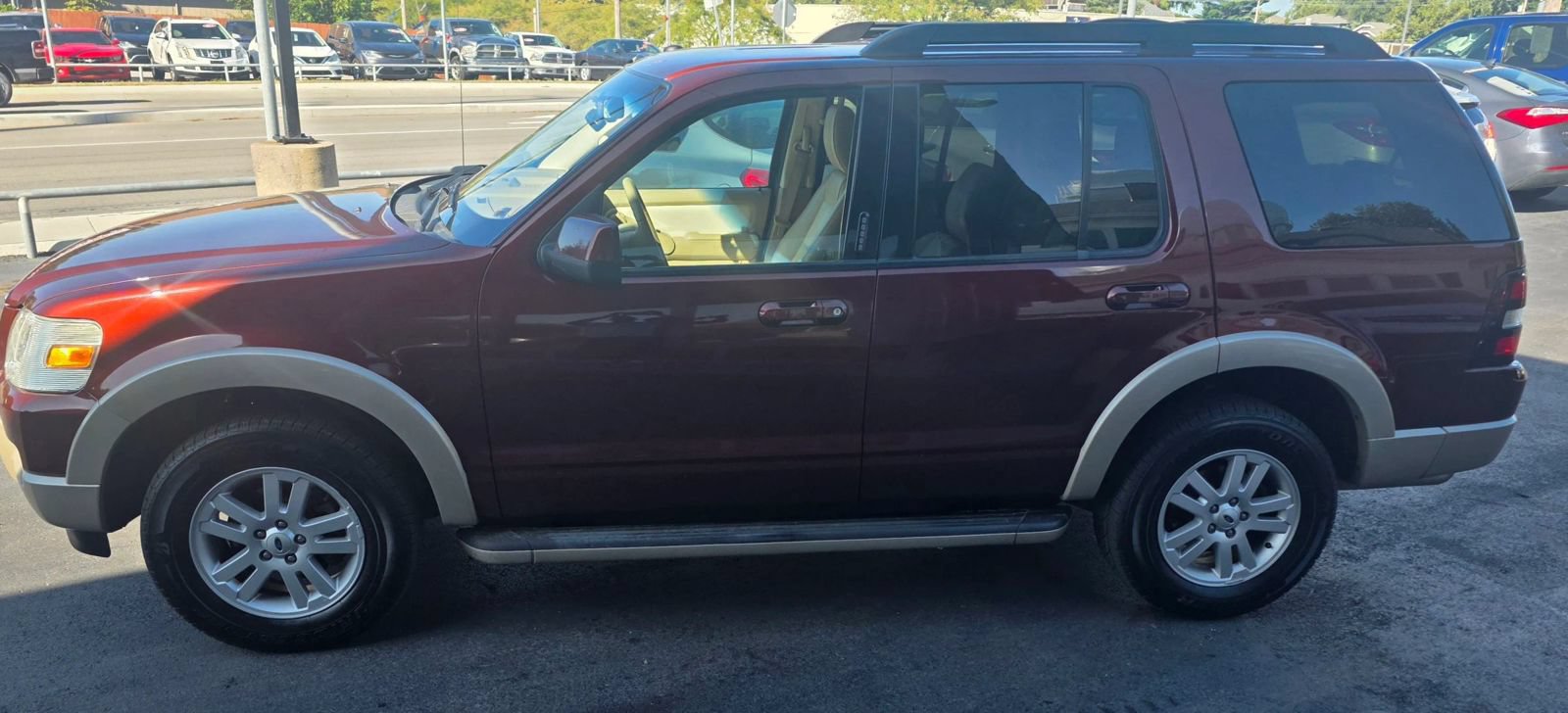 Used 2009 Ford Explorer Eddie Bauer AWD/4WD image 5