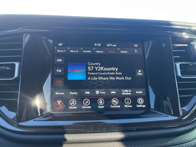 Used 2022 Dodge Durango SXT w/ Anodized Platinum Package image 18