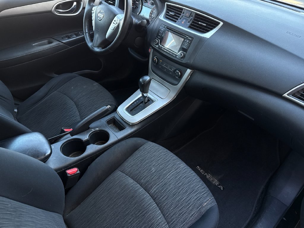 Used 2015 Nissan Sentra SV FWD image 15