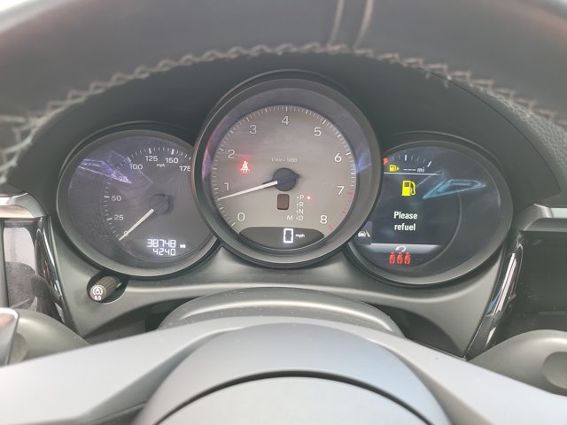 Certified 2023 Porsche Macan S AWD/4WD image 31