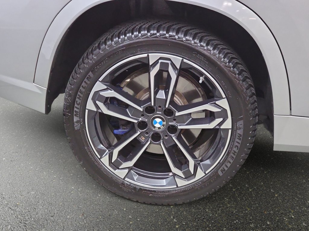 Used 2024 BMW X1 M35i w/ Shadowloine Package AWD/4WD image 32